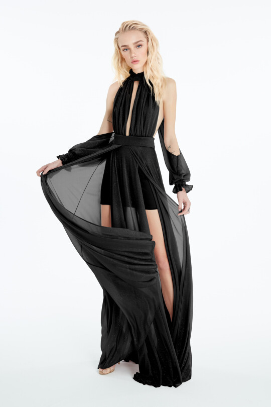 long dress with slit on the chest and back 